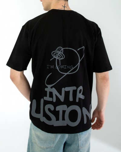 OVERSIZE UNİSEX BASKILI T-SHIRT INTRUSION BLACK OVERSIZE UNİSEX BASKILI T-SHIRT INTRUSION BLACK