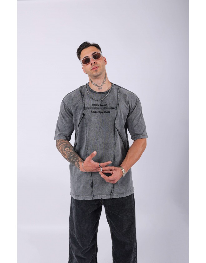 UNISEX NAKIŞLI ÖZEL YIKAMALI PARÇA DİKİŞLİ OVERSIZE T-SHIRT